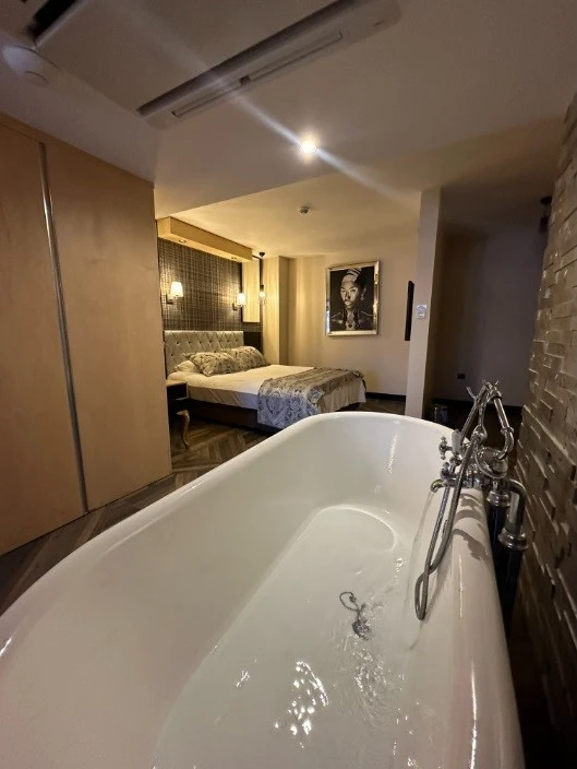 Enki Royal Çeşme Hotel